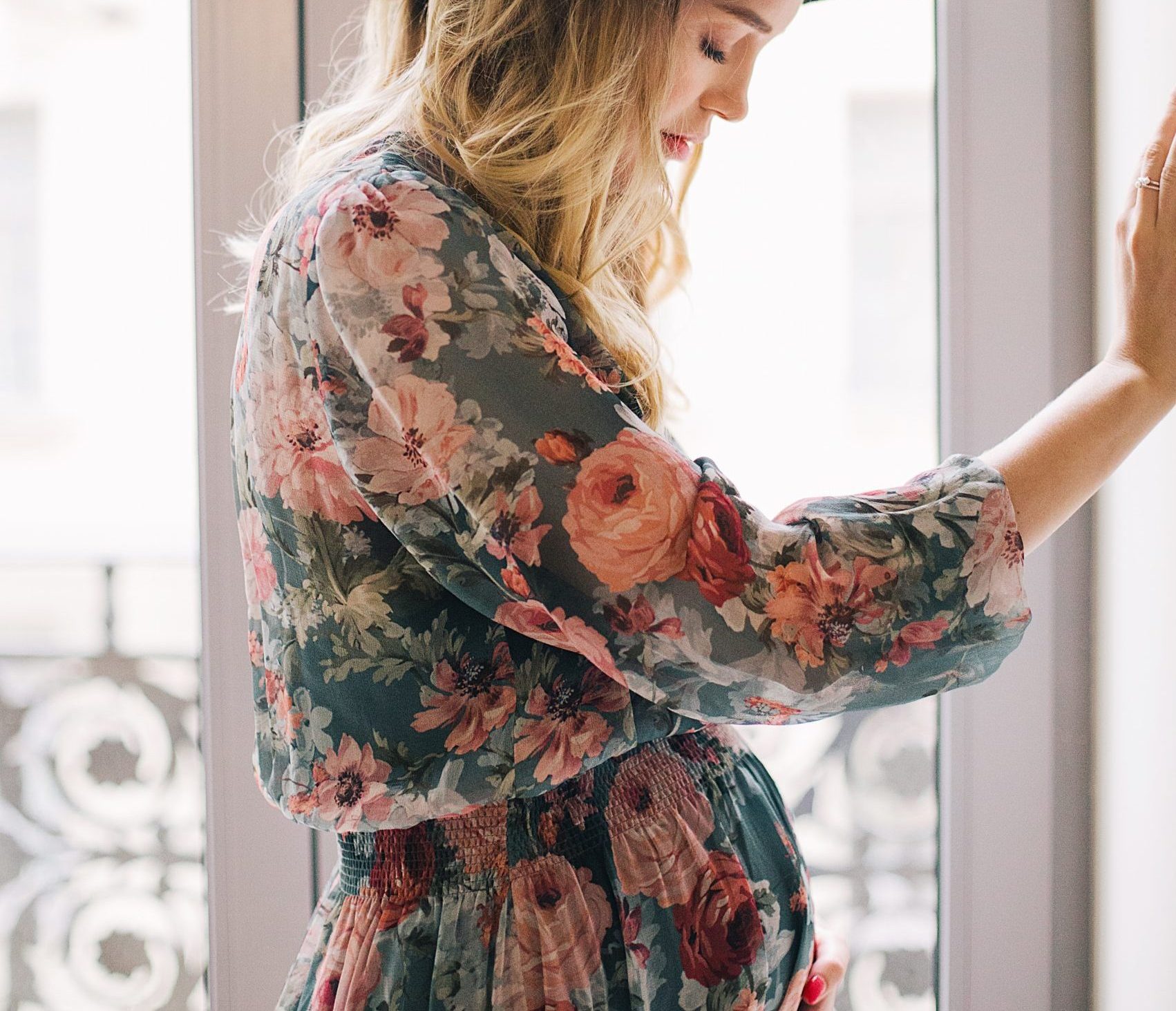 You are currently viewing Which Medicinal Herbs are Pregnancy Safe? The Ultimate List